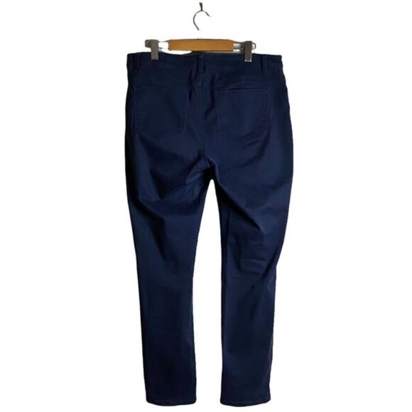 Denver Hayes Women's Mia Mid Rise Slim Straight Jeans - Picture 5 of 8